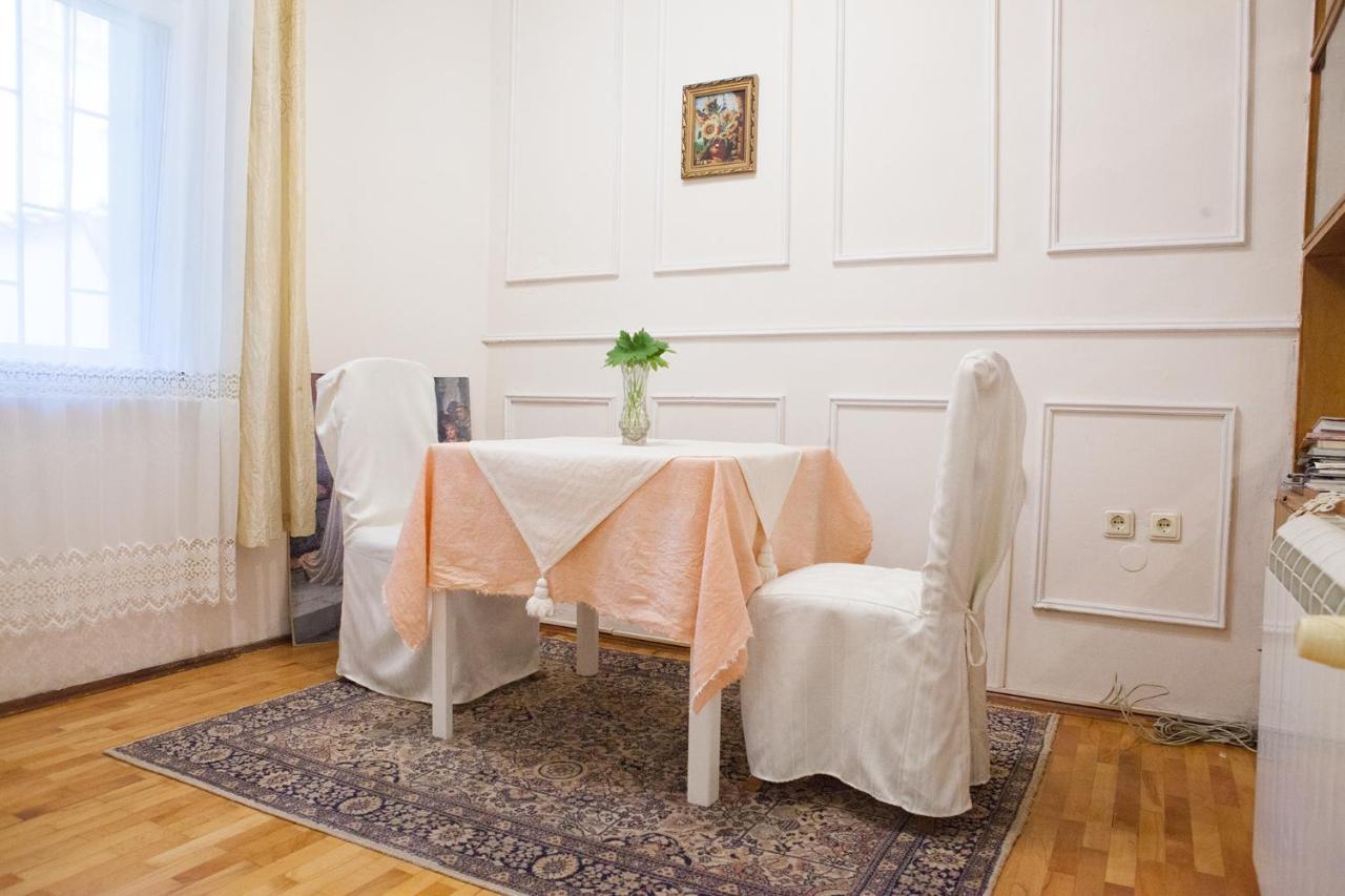 Botev Apartment Sofia Bagian luar foto