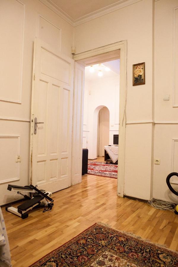Botev Apartment Sofia Bagian luar foto