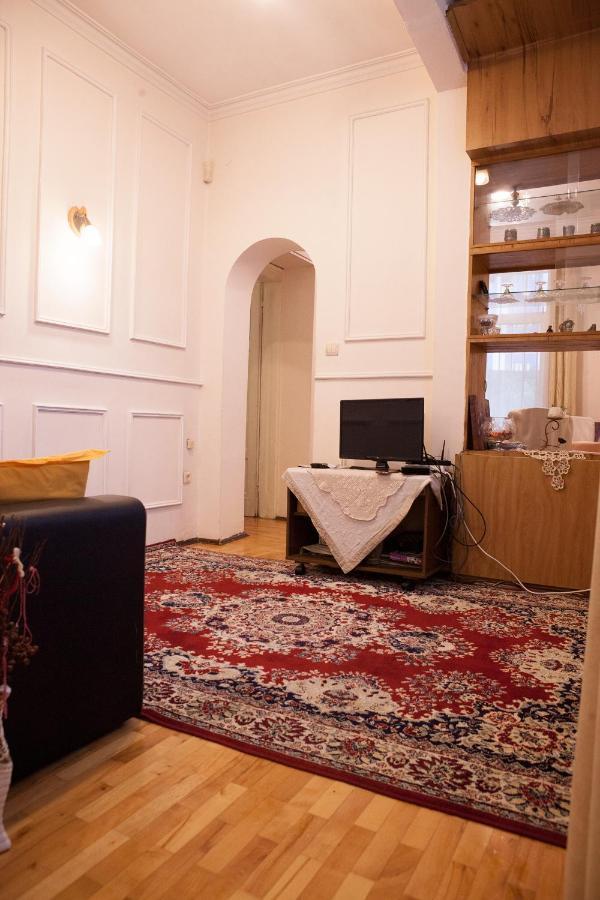Botev Apartment Sofia Bagian luar foto