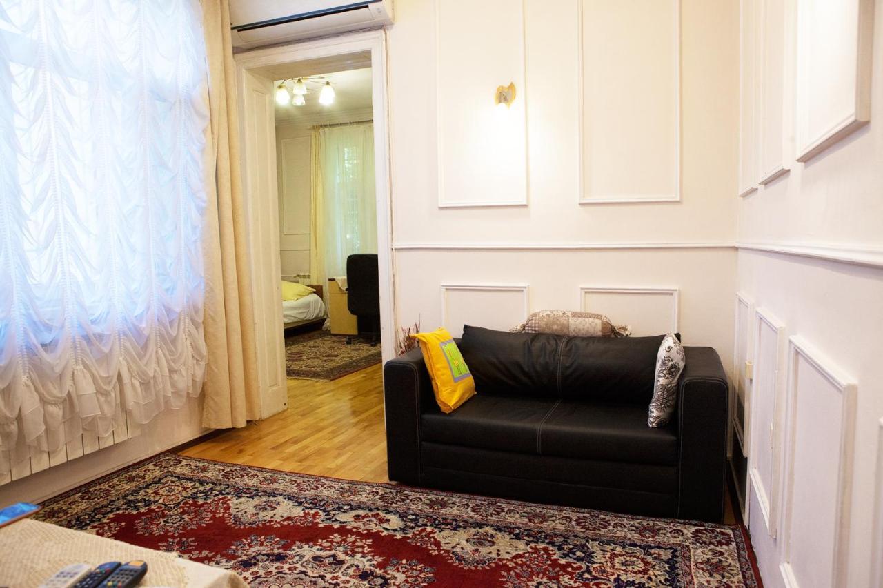 Botev Apartment Sofia Bagian luar foto