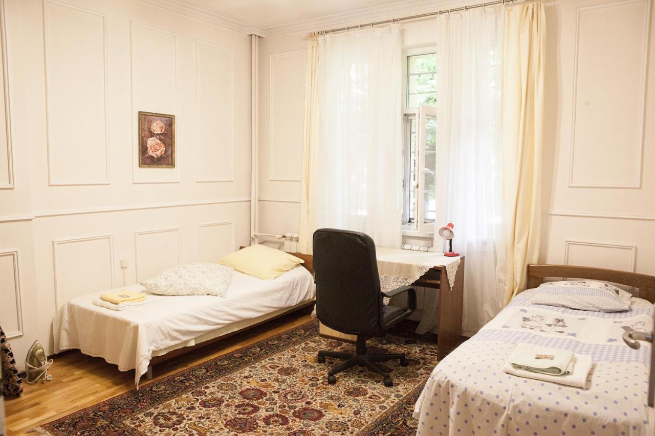 Botev Apartment Sofia Bagian luar foto