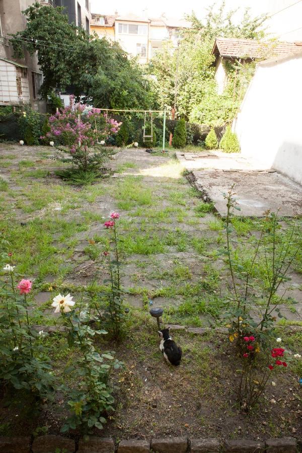 Botev Apartment Sofia Bagian luar foto
